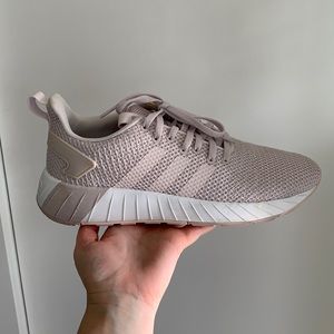 Adidas Coud Foam